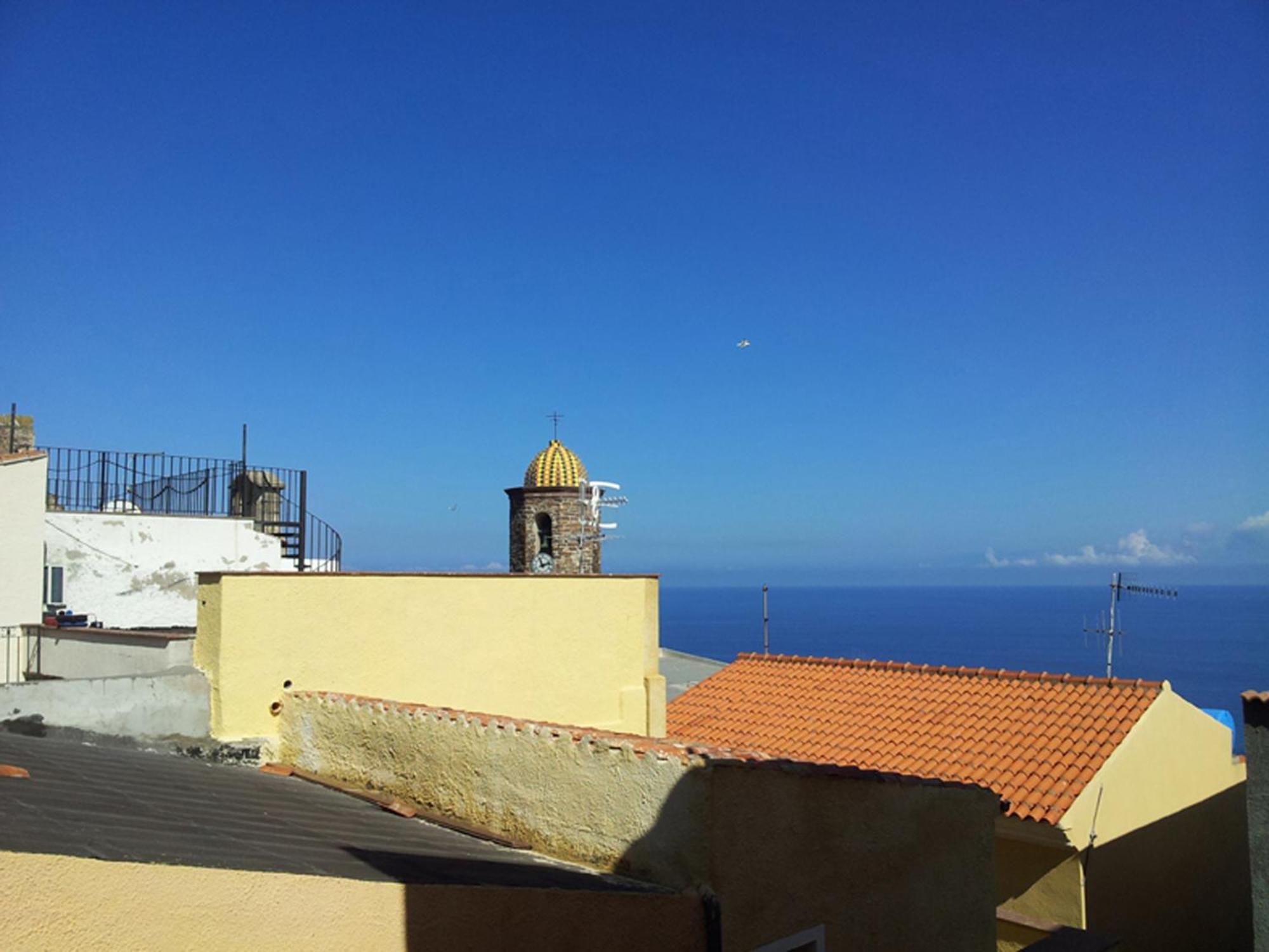 B&B Colti Di Rosa Castelsardo Exterior photo